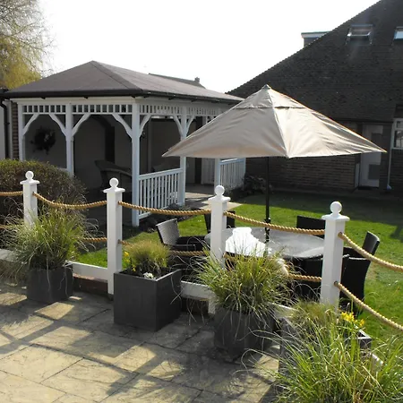 Beachlands Hotel-2