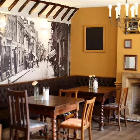 Old Bull Inn-3