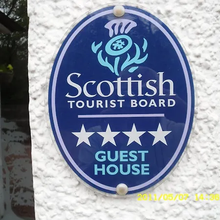 Acer Lodge Guest House-2