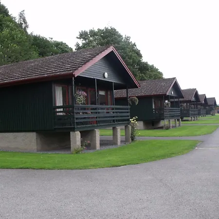 Logierait Pine Lodges-3