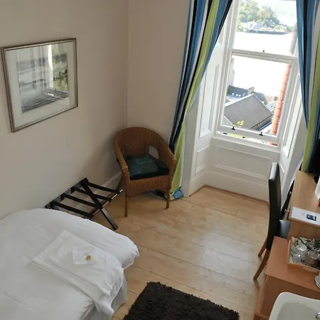 Invercloy Guest House-2