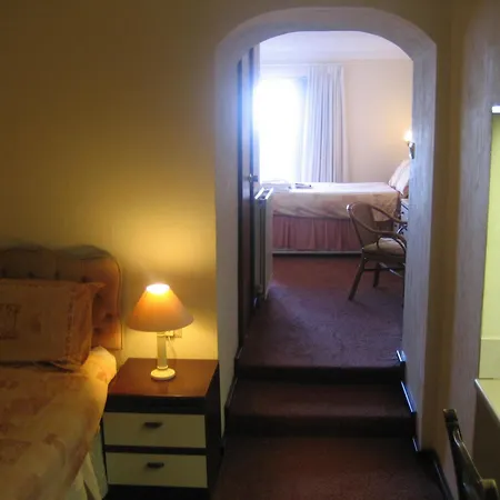 Priory Lodge Hotel-3