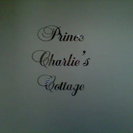 Prince Charlie'S Cottage-2