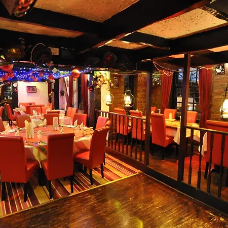 The Roundabout Hotel-3