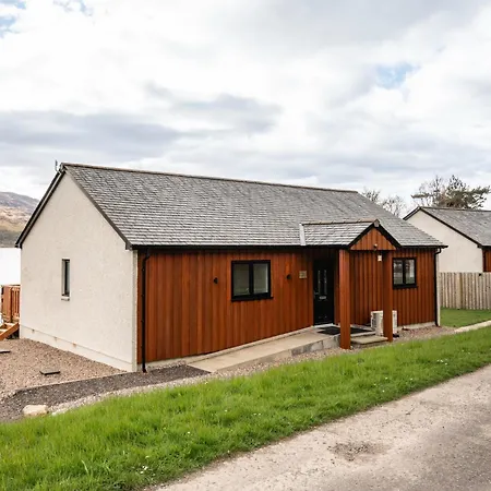 Shoreland Lodges - Holly Lodge-3