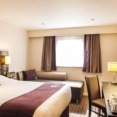 Premier Inn Birmingham City Centre Broad Street-3