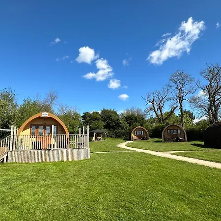 Southwell Retreat Glamping Pods-2