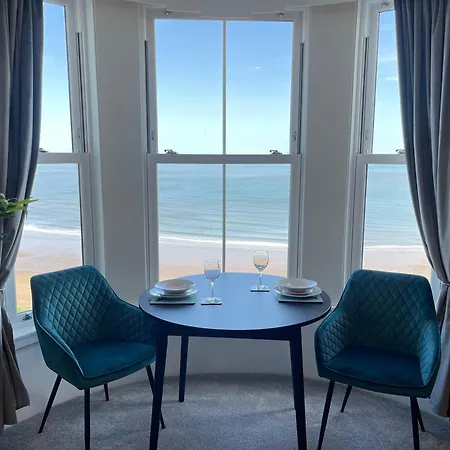 The Marlborough Sea View Holiday Apartments-2