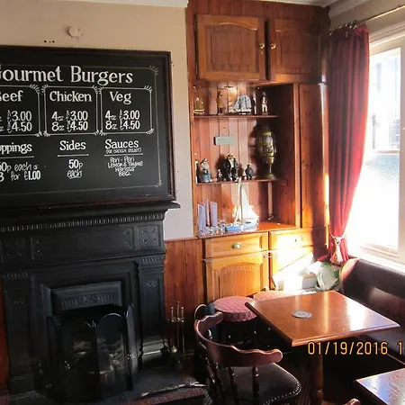 Queen Mary Inn-2