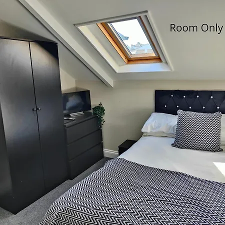 Clifton Guest House-3