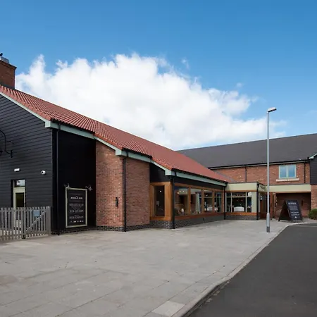 The Amble Inn - The Inn Collection Group-2