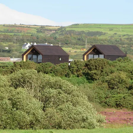 Islandcorr Farm Luxury Glamping Lodges And Self Catering Cottage, Giant'S Causeway-2