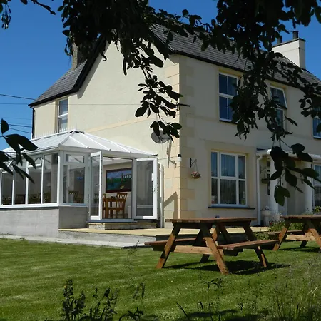 Taldrwst Farmhouse-2