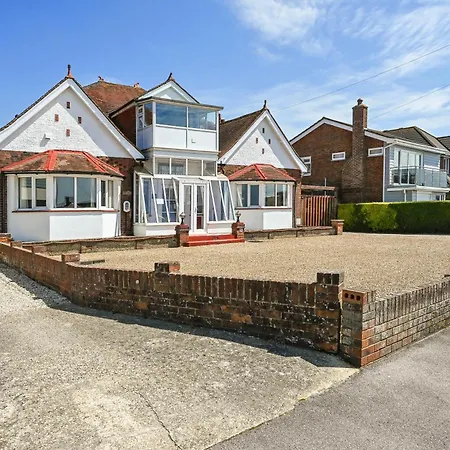 Trevarner Guest House-3