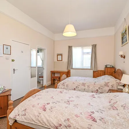 Trevarner Guest House-2