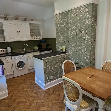 Clarence House Apartments-3