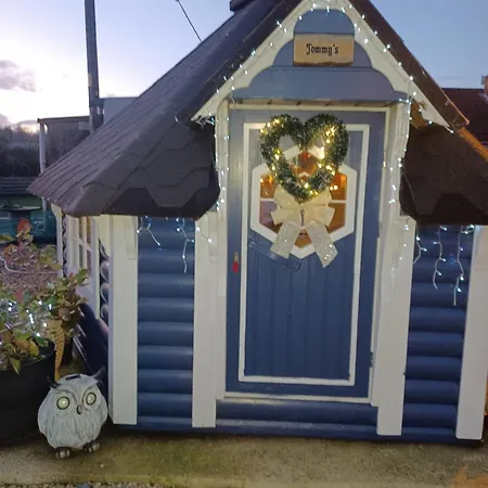 Nesswood Glamping Holiday Pods-3