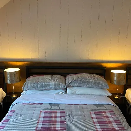 Cameron Guest House-3