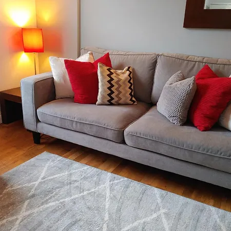 The Bath House Apartment - Free 1St Breakfast - Free Parking-2