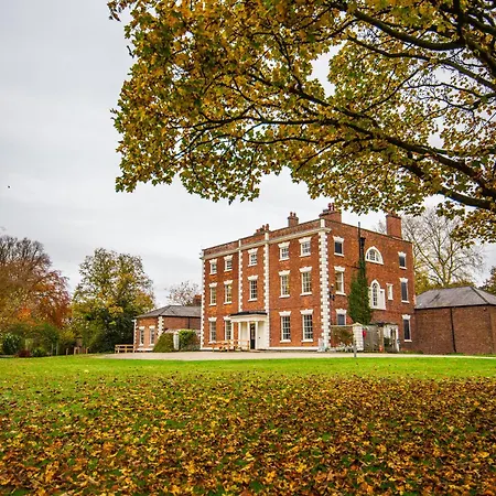 Yha Chester Trafford Hall-2