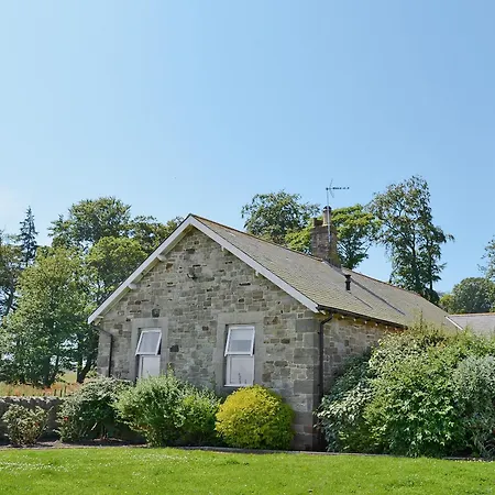 Heckley Cottage-3