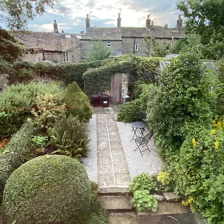 Ivy Cottage-2