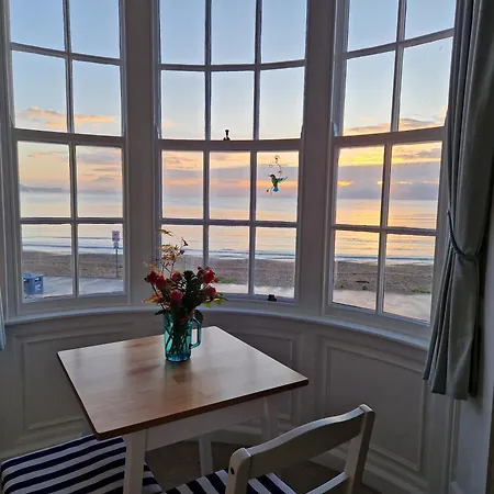 Seaspray Guest House-2