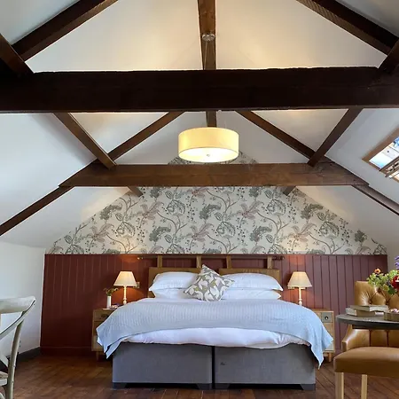 The Countryman Inn-3