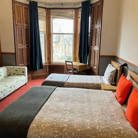 Airdenair Guest House-3