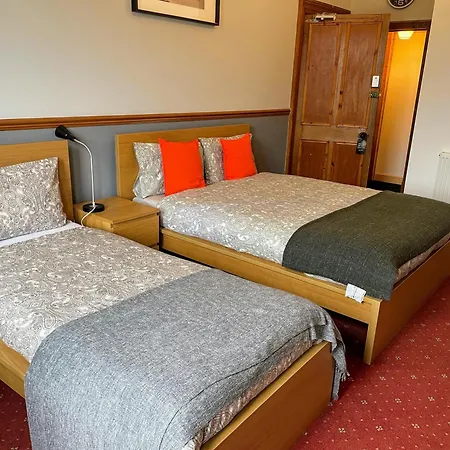 Airdenair Guest House-2