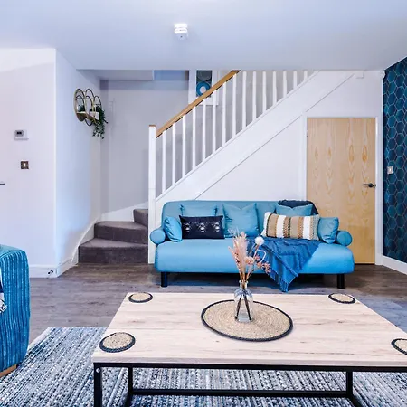 Etihad Stadium Manchester House-3