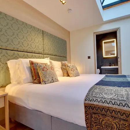 Becketts Townhouse-2