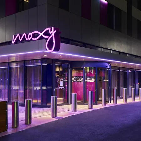 Moxy Birmingham Nec And Airport-3