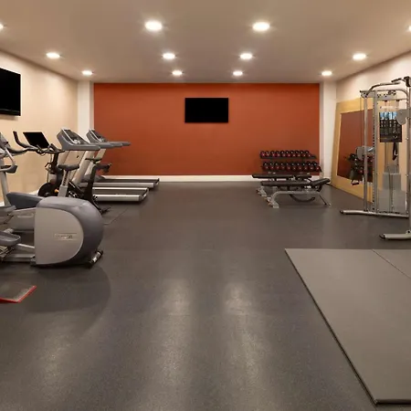 Hampton By Hilton London Gatwick Airport-3