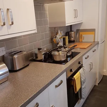 Townhouse @ Birches Head Road Stoke-2