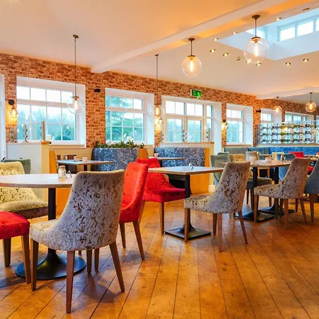 Gomersal Park Hotel & Bazaar Spa-3