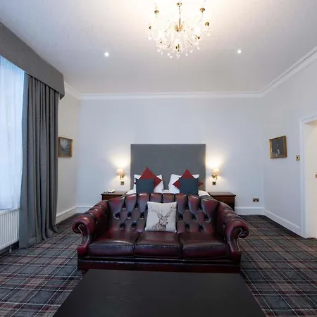 The Royal George Hotel-3