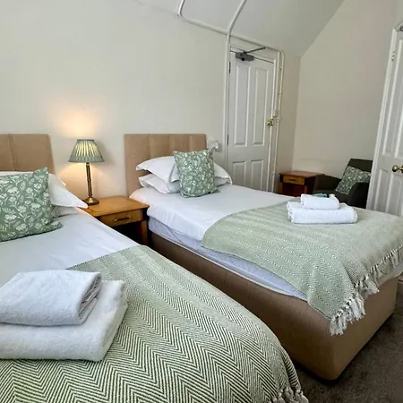 The Cricketers Inn-3