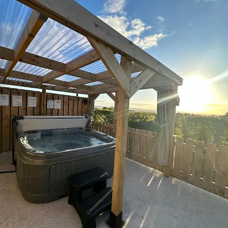 Timber Valley Pods-3