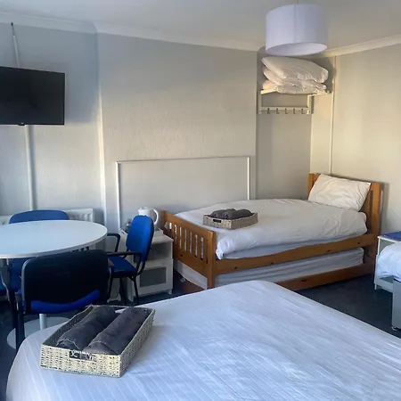 Railway Bar Accommodation-3