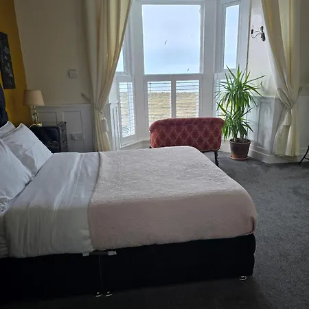 Bluebells Guest House-2