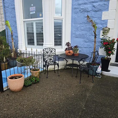 Bluebells Guest House-3