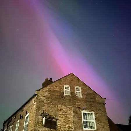 Maypole Farm, Cawood-2