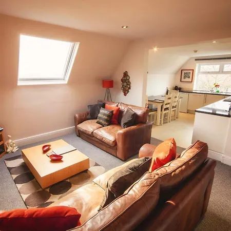 Eslington Manor-3