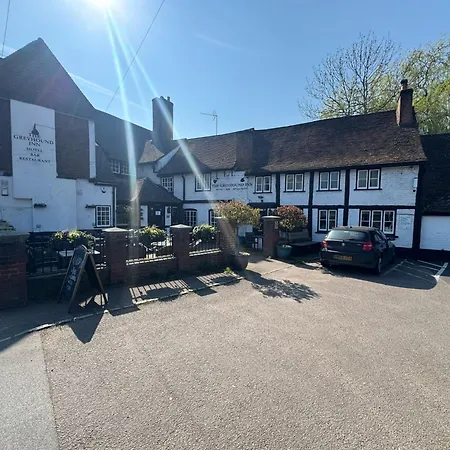 Oyo The Greyhound Inn-3