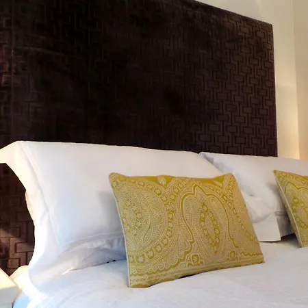 Antler Guest House-3
