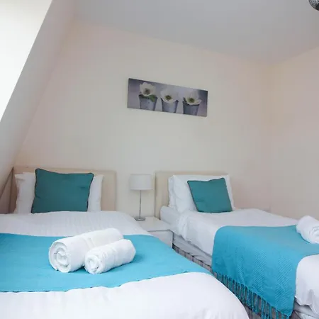 Castle Point Apartments Southampton Premier Lodge-3