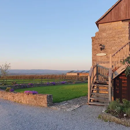 Middlewick Holiday Cottages-2