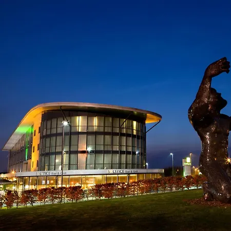 Holiday Inn Salisbury - Stonehenge By Ihg-3