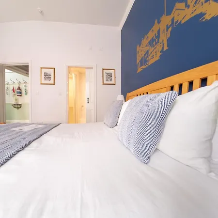 Number 7 Guest House-3